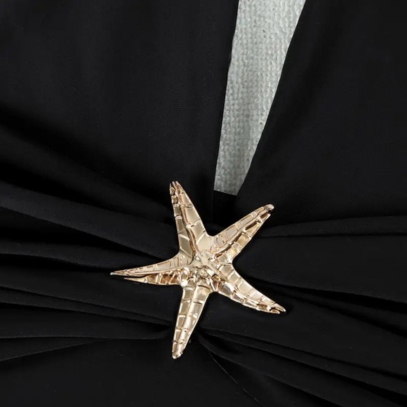 Elegant Black Halter Dress - Picture 6 of 7